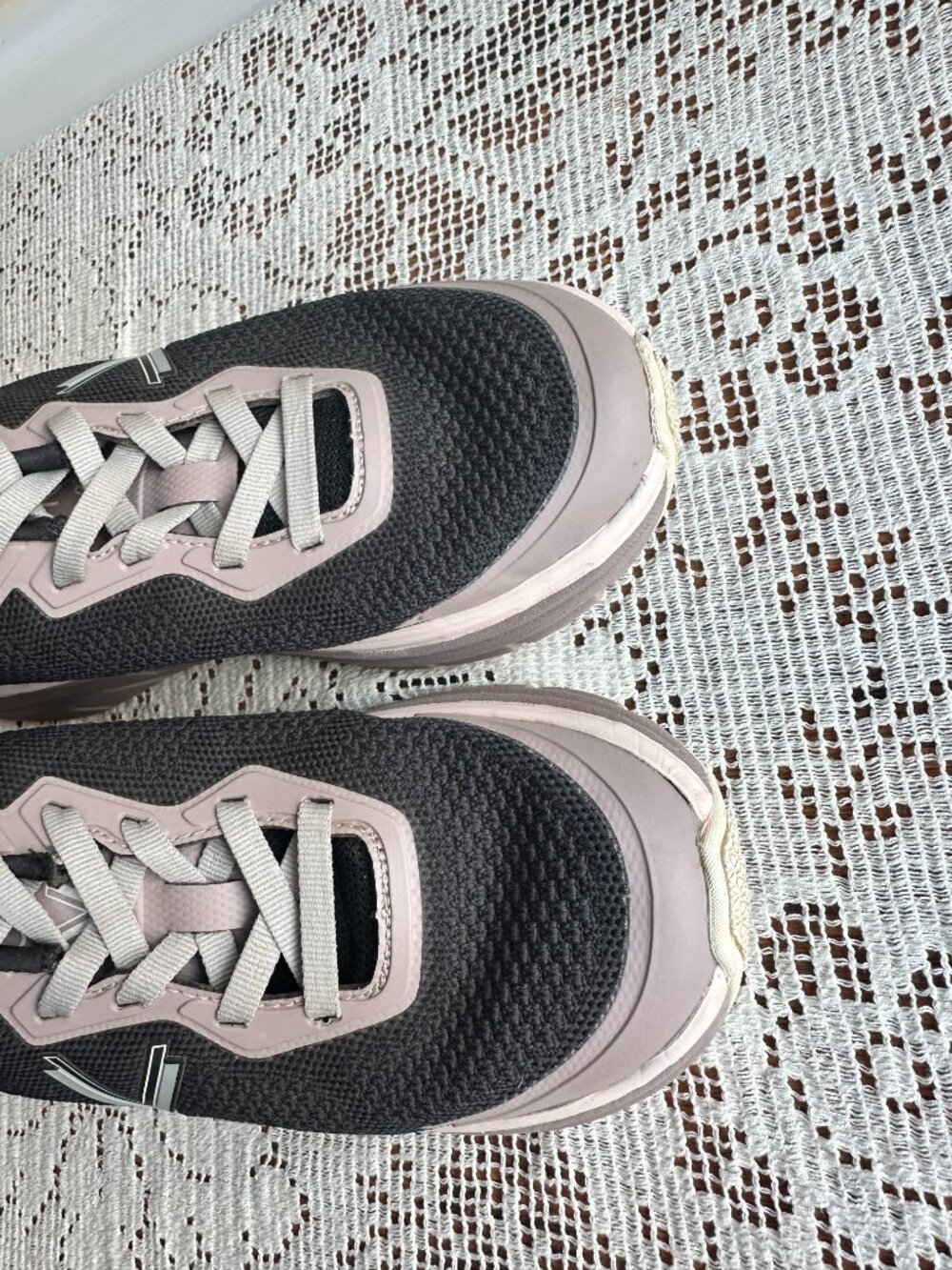 Vionic Women’s Walk Max Hiking Sneaker Magnolia Dusk/Phantom Grey Size W's 7 US - Picture 4 of 10